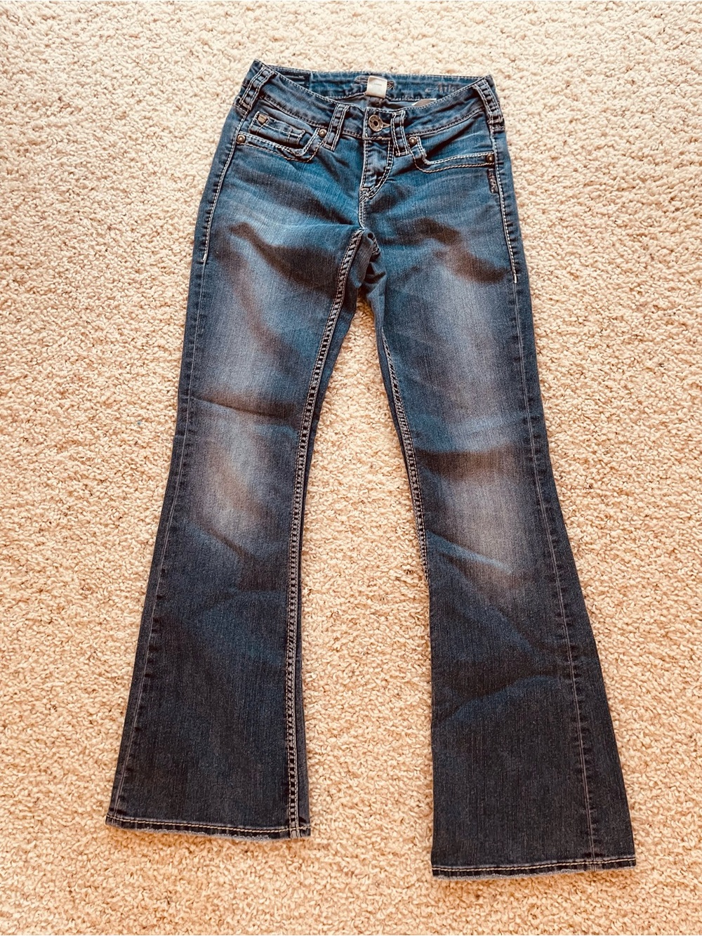 Silver Jeans Co. Aiko Bootcut Jeans W24/L31 Actual W26 L29.5 Rise 8